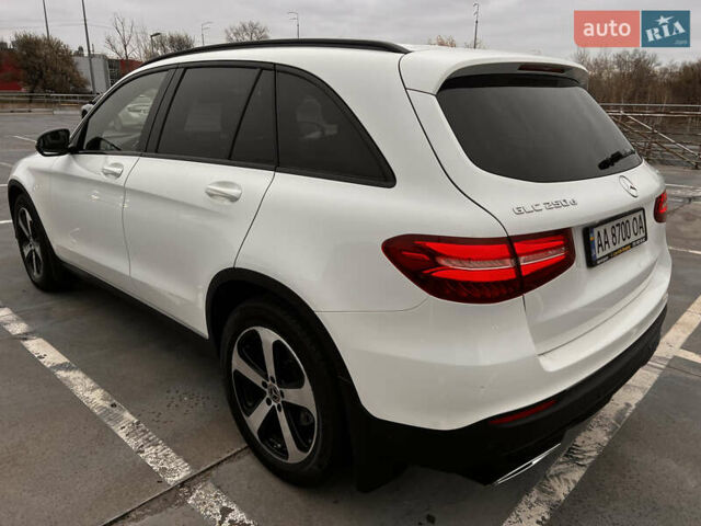 Білий Мерседес ГЛЦ-Клас, об'ємом двигуна 2.2 л та пробігом 33 тис. км за 39000 $, фото 3 на Automoto.ua