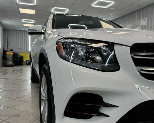 Білий Мерседес ГЛЦ-Клас, об'ємом двигуна 1.99 л та пробігом 93 тис. км за 27400 $, фото 19 на Automoto.ua