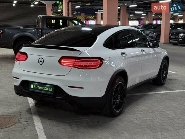 Белый Мерседес ГЛЦ-Класс, объемом двигателя 2 л и пробегом 153 тыс. км за 39999 $, фото 10 на Automoto.ua