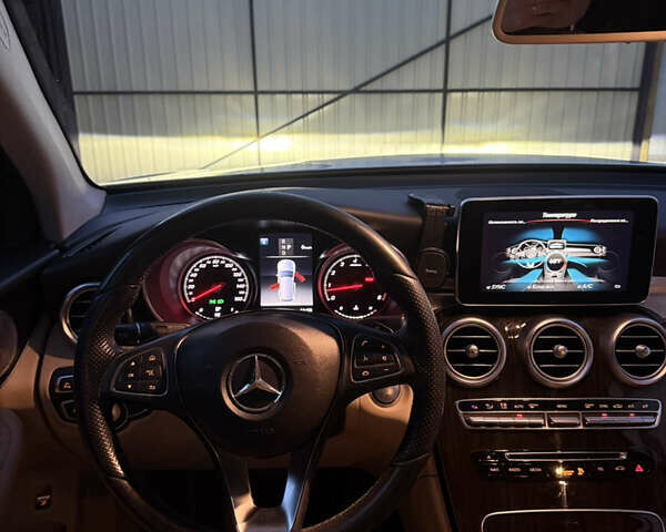 Белый Мерседес ГЛЦ-Класс, объемом двигателя 1.99 л и пробегом 119 тыс. км за 32000 $, фото 15 на Automoto.ua