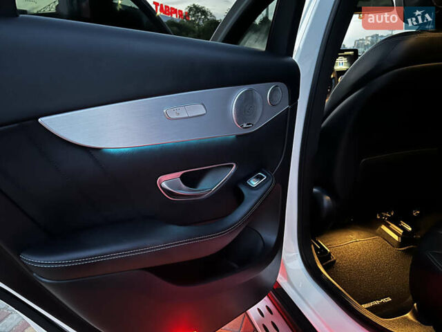 Белый Мерседес ГЛЦ-Класс, объемом двигателя 1.99 л и пробегом 68 тыс. км за 35800 $, фото 29 на Automoto.ua