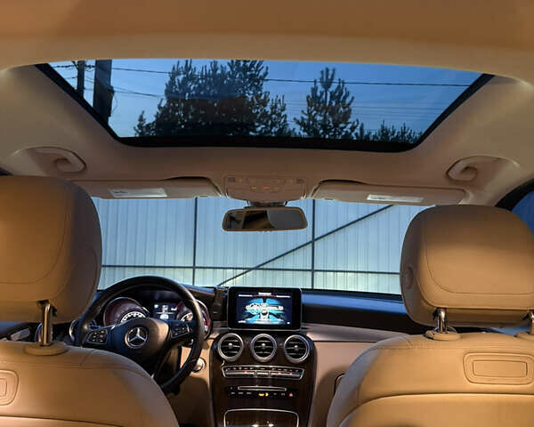 Белый Мерседес ГЛЦ-Класс, объемом двигателя 1.99 л и пробегом 119 тыс. км за 32000 $, фото 18 на Automoto.ua