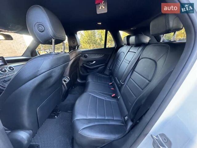 Білий Мерседес ГЛЦ-Клас, об'ємом двигуна 1.99 л та пробігом 80 тис. км за 27700 $, фото 17 на Automoto.ua