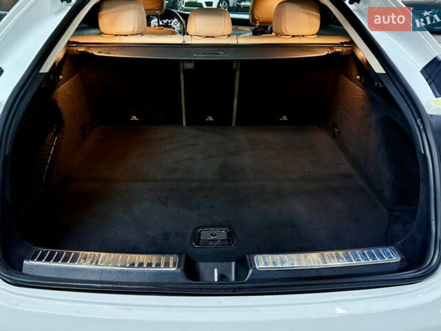 Белый Мерседес ГЛЦ-Класс, объемом двигателя 2 л и пробегом 153 тыс. км за 39999 $, фото 14 на Automoto.ua