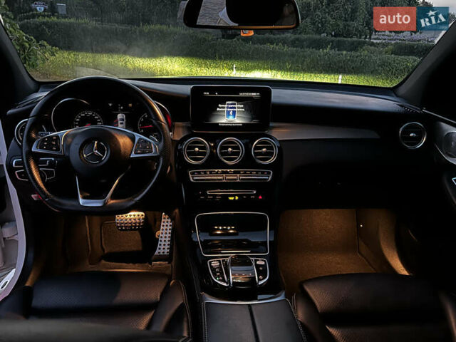 Белый Мерседес ГЛЦ-Класс, объемом двигателя 1.99 л и пробегом 68 тыс. км за 35800 $, фото 25 на Automoto.ua