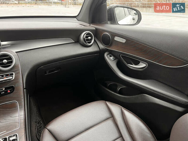 Білий Мерседес ГЛЦ-Клас, об'ємом двигуна 2.2 л та пробігом 33 тис. км за 39000 $, фото 19 на Automoto.ua