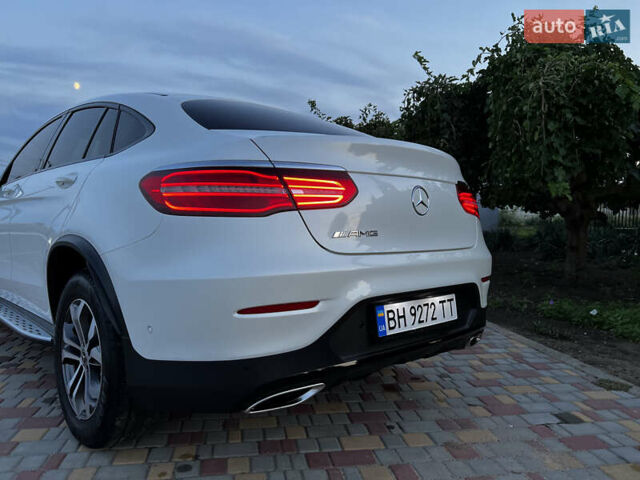 Белый Мерседес ГЛЦ-Класс, объемом двигателя 1.99 л и пробегом 68 тыс. км за 35800 $, фото 19 на Automoto.ua