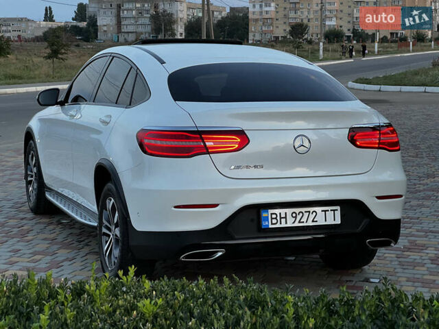 Белый Мерседес ГЛЦ-Класс, объемом двигателя 1.99 л и пробегом 68 тыс. км за 35800 $, фото 4 на Automoto.ua