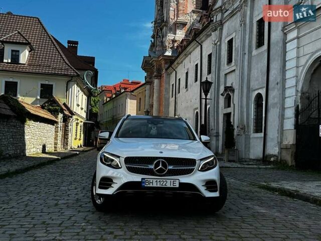 Белый Мерседес ГЛЦ-Класс, объемом двигателя 1.99 л и пробегом 111 тыс. км за 28900 $, фото 20 на Automoto.ua