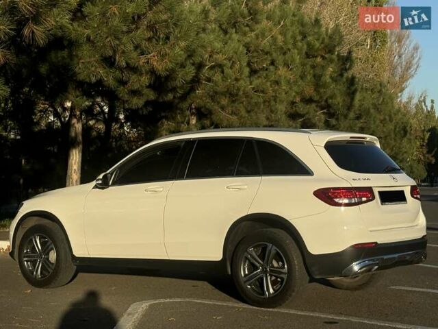 Білий Мерседес ГЛЦ-Клас, об'ємом двигуна 1.99 л та пробігом 80 тис. км за 27700 $, фото 9 на Automoto.ua