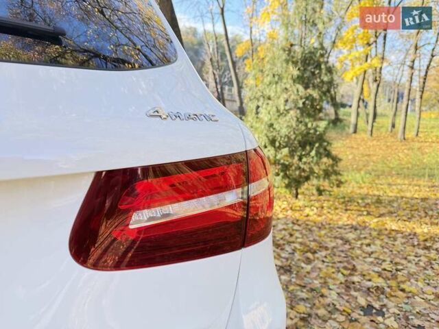 Білий Мерседес ГЛЦ-Клас, об'ємом двигуна 2.14 л та пробігом 164 тис. км за 25500 $, фото 24 на Automoto.ua