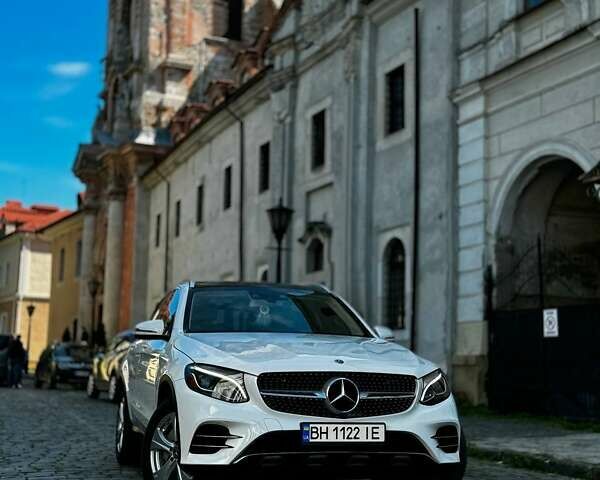 Белый Мерседес ГЛЦ-Класс, объемом двигателя 1.99 л и пробегом 111 тыс. км за 28900 $, фото 21 на Automoto.ua