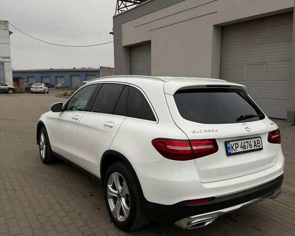 Белый Мерседес ГЛЦ-Класс, объемом двигателя 2.14 л и пробегом 140 тыс. км за 29000 $, фото 5 на Automoto.ua