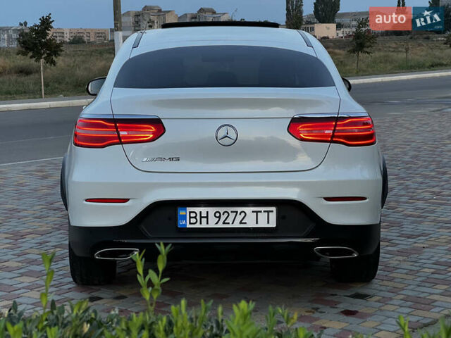 Белый Мерседес ГЛЦ-Класс, объемом двигателя 1.99 л и пробегом 68 тыс. км за 35800 $, фото 5 на Automoto.ua