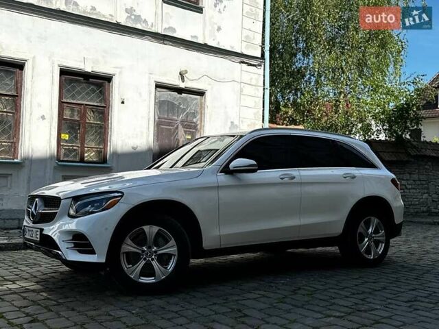 Белый Мерседес ГЛЦ-Класс, объемом двигателя 1.99 л и пробегом 111 тыс. км за 28900 $, фото 12 на Automoto.ua