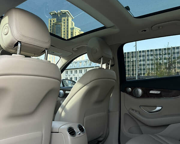 Белый Мерседес ГЛЦ-Класс, объемом двигателя 1.99 л и пробегом 157 тыс. км за 28200 $, фото 20 на Automoto.ua