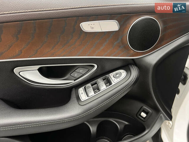 Білий Мерседес ГЛЦ-Клас, об'ємом двигуна 2.2 л та пробігом 33 тис. км за 39000 $, фото 12 на Automoto.ua