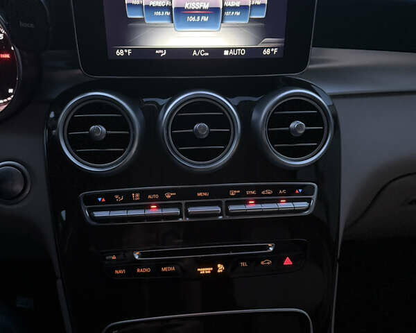 Белый Мерседес ГЛЦ-Класс, объемом двигателя 1.99 л и пробегом 119 тыс. км за 32000 $, фото 24 на Automoto.ua