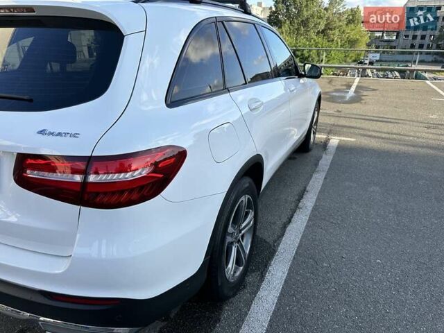 Белый Мерседес ГЛЦ-Класс, объемом двигателя 2.14 л и пробегом 162 тыс. км за 27499 $, фото 6 на Automoto.ua