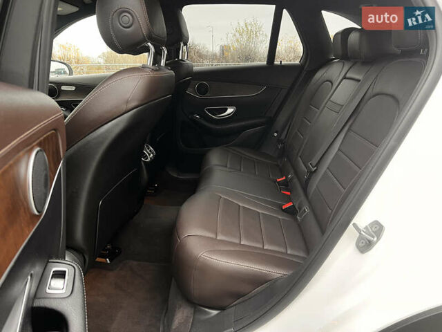 Білий Мерседес ГЛЦ-Клас, об'ємом двигуна 2.2 л та пробігом 33 тис. км за 39000 $, фото 24 на Automoto.ua