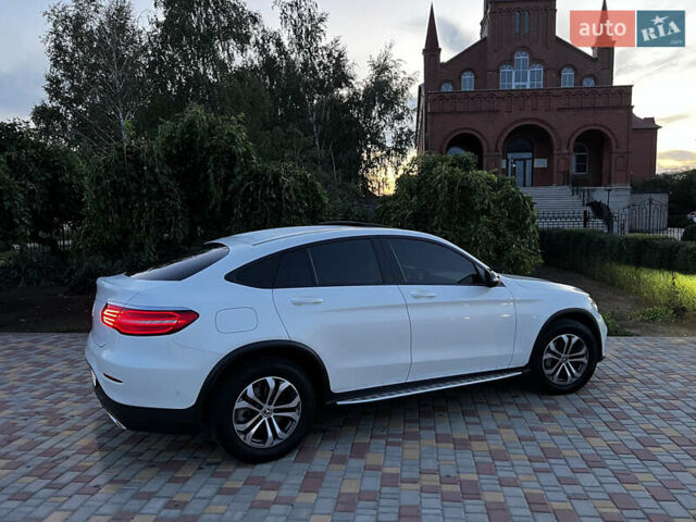 Белый Мерседес ГЛЦ-Класс, объемом двигателя 1.99 л и пробегом 68 тыс. км за 35800 $, фото 14 на Automoto.ua