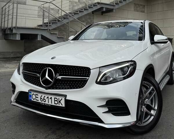 Мерседес ГЛЦ-Класс 2017 в Киеве на Automoto.ua Белый Мерседес ГЛЦ-Класс, объемом двигателя 2.14 л и пробегом 98 тыс. км за 39500 $, фото 1 на Automoto.ua