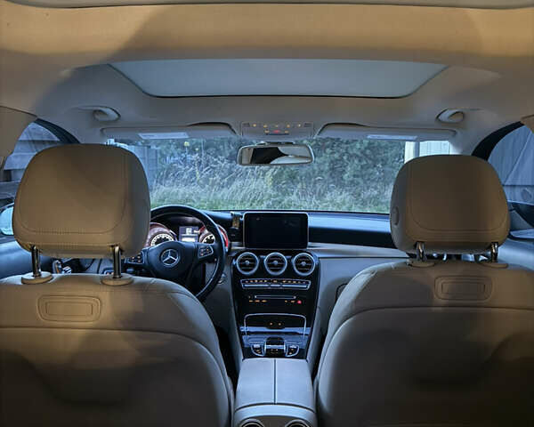 Белый Мерседес ГЛЦ-Класс, объемом двигателя 1.99 л и пробегом 119 тыс. км за 32000 $, фото 19 на Automoto.ua