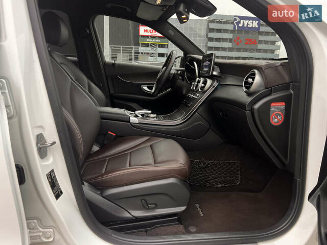 Білий Мерседес ГЛЦ-Клас, об'ємом двигуна 2.2 л та пробігом 33 тис. км за 39000 $, фото 26 на Automoto.ua