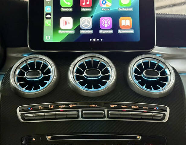 Белый Мерседес ГЛЦ-Класс, объемом двигателя 2 л и пробегом 153 тыс. км за 39999 $, фото 17 на Automoto.ua