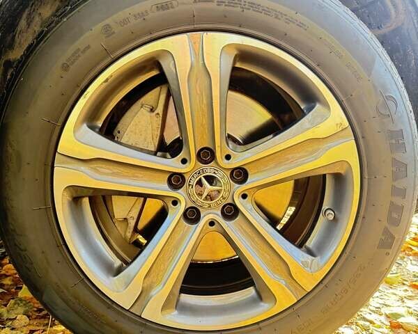 Білий Мерседес ГЛЦ-Клас, об'ємом двигуна 2.14 л та пробігом 164 тис. км за 25500 $, фото 33 на Automoto.ua