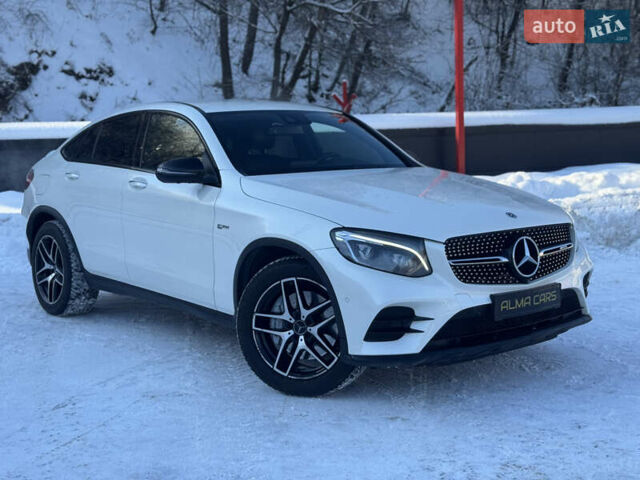 Белый Мерседес ГЛЦ-Класс, объемом двигателя 3 л и пробегом 124 тыс. км за 39800 $, фото 3 на Automoto.ua