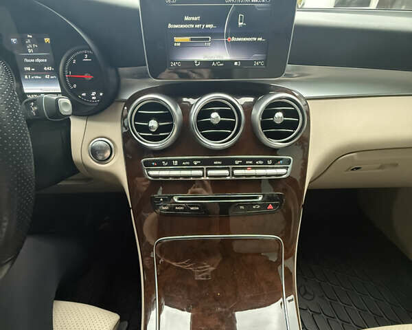 Белый Мерседес ГЛЦ-Класс, объемом двигателя 2.14 л и пробегом 55 тыс. км за 35700 $, фото 16 на Automoto.ua