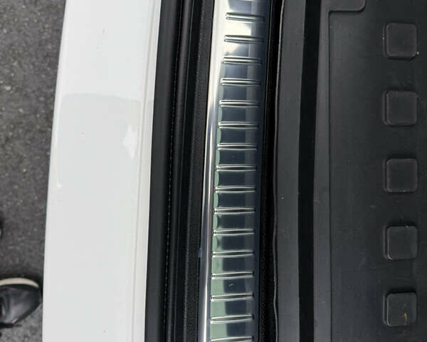 Белый Мерседес ГЛЦ-Класс, объемом двигателя 2.14 л и пробегом 55 тыс. км за 35700 $, фото 8 на Automoto.ua