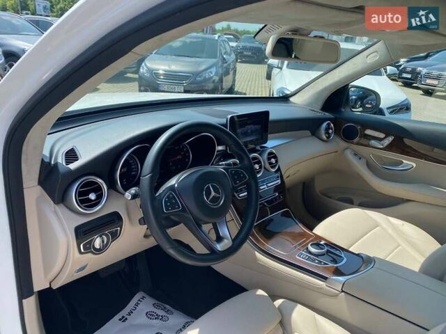 Белый Мерседес ГЛЦ-Класс, объемом двигателя 1.99 л и пробегом 53 тыс. км за 33500 $, фото 11 на Automoto.ua