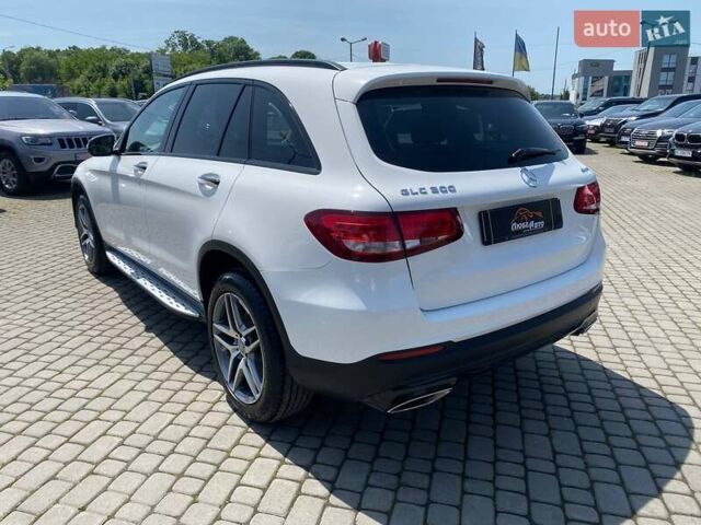 Белый Мерседес ГЛЦ-Класс, объемом двигателя 1.99 л и пробегом 53 тыс. км за 33500 $, фото 4 на Automoto.ua