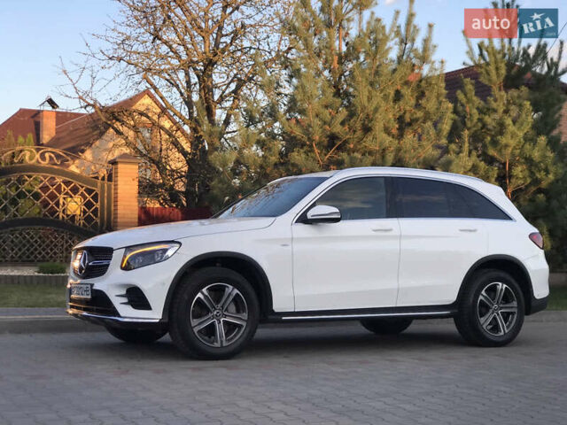 Белый Мерседес ГЛЦ-Класс, объемом двигателя 2 л и пробегом 77 тыс. км за 33000 $, фото 16 на Automoto.ua