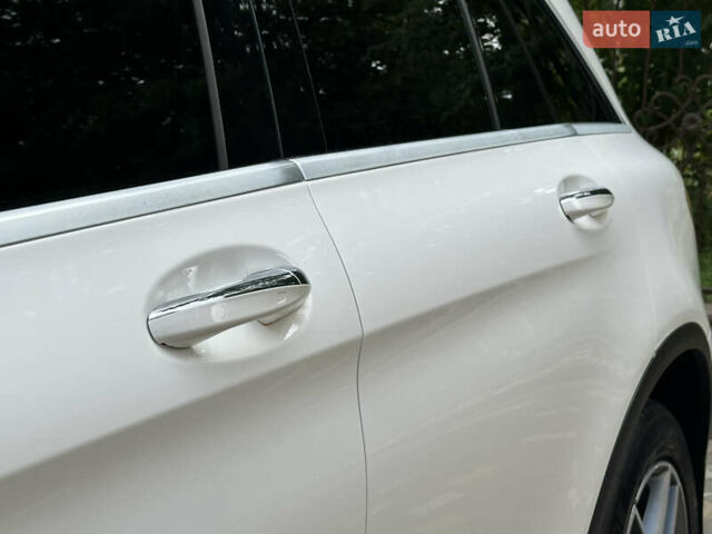 Білий Мерседес ГЛЦ-Клас, об'ємом двигуна 2 л та пробігом 182 тис. км за 22800 $, фото 16 на Automoto.ua