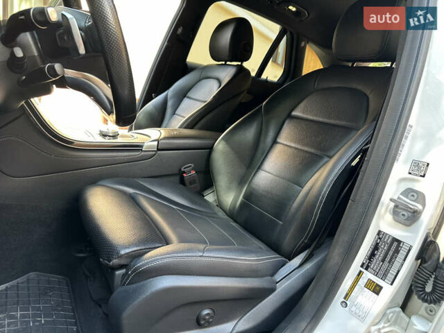 Білий Мерседес ГЛЦ-Клас, об'ємом двигуна 2 л та пробігом 182 тис. км за 22800 $, фото 82 на Automoto.ua