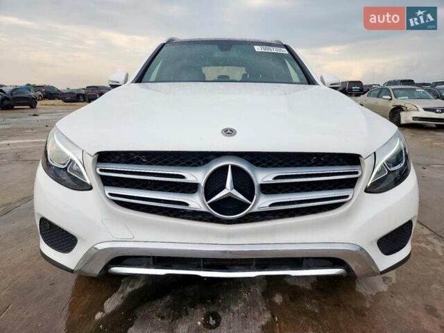 Білий Мерседес ГЛЦ-Клас, об'ємом двигуна 1.99 л та пробігом 50 тис. км за 9000 $, фото 1 на Automoto.ua