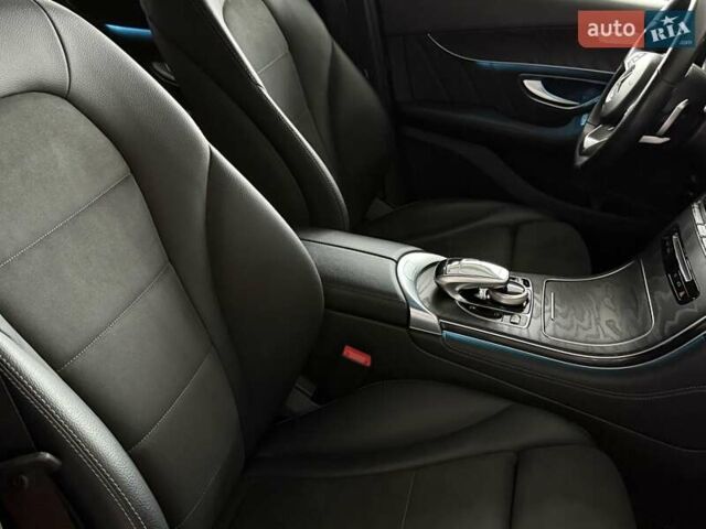 Белый Мерседес ГЛЦ-Класс, объемом двигателя 2.14 л и пробегом 220 тыс. км за 33000 $, фото 25 на Automoto.ua