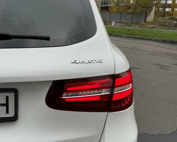 Белый Мерседес ГЛЦ-Класс, объемом двигателя 2.14 л и пробегом 55 тыс. км за 35700 $, фото 40 на Automoto.ua