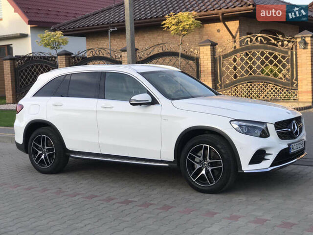 Белый Мерседес ГЛЦ-Класс, объемом двигателя 2 л и пробегом 77 тыс. км за 33000 $, фото 41 на Automoto.ua