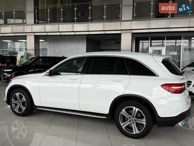 Белый Мерседес ГЛЦ-Класс, объемом двигателя 2.14 л и пробегом 220 тыс. км за 33000 $, фото 3 на Automoto.ua