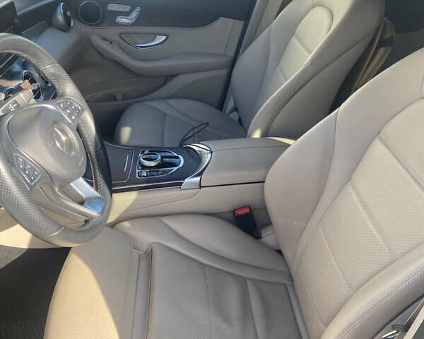 Білий Мерседес ГЛЦ-Клас, об'ємом двигуна 2 л та пробігом 68 тис. км за 29100 $, фото 25 на Automoto.ua