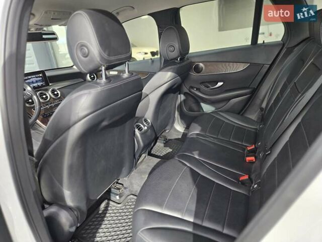 Белый Мерседес ГЛЦ-Класс, объемом двигателя 2.14 л и пробегом 47 тыс. км за 33500 $, фото 11 на Automoto.ua