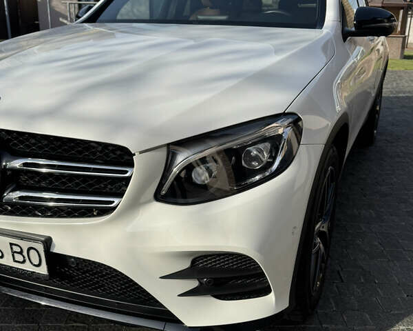 Белый Мерседес ГЛЦ-Класс, объемом двигателя 2.2 л и пробегом 52 тыс. км за 44500 $, фото 1 на Automoto.ua