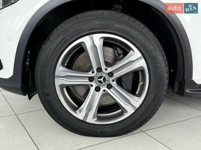 Белый Мерседес ГЛЦ-Класс, объемом двигателя 2.14 л и пробегом 220 тыс. км за 33000 $, фото 44 на Automoto.ua