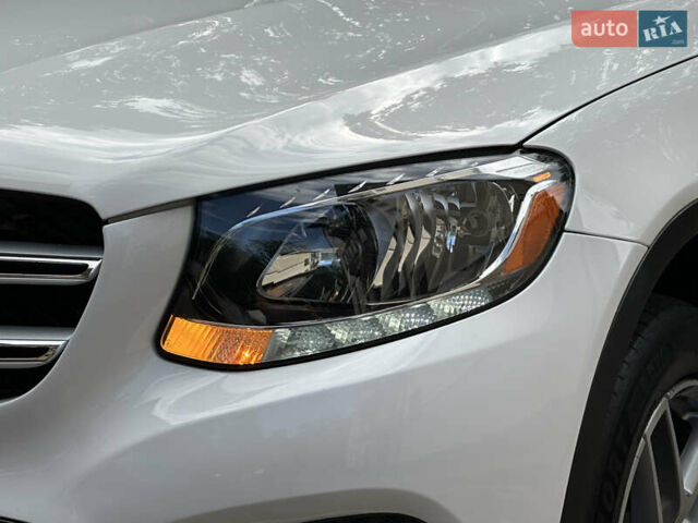 Білий Мерседес ГЛЦ-Клас, об'ємом двигуна 2 л та пробігом 182 тис. км за 22800 $, фото 20 на Automoto.ua