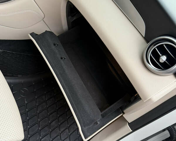 Белый Мерседес ГЛЦ-Класс, объемом двигателя 2.14 л и пробегом 55 тыс. км за 35700 $, фото 45 на Automoto.ua