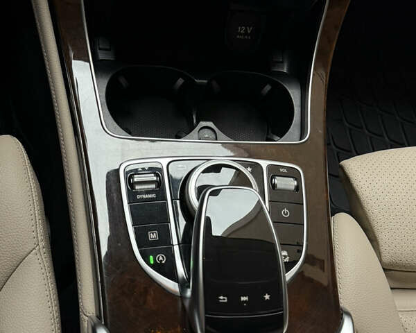 Белый Мерседес ГЛЦ-Класс, объемом двигателя 2.14 л и пробегом 55 тыс. км за 35700 $, фото 20 на Automoto.ua